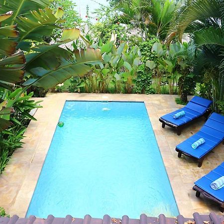 Lovina Beachhouse Villas Extérieur photo