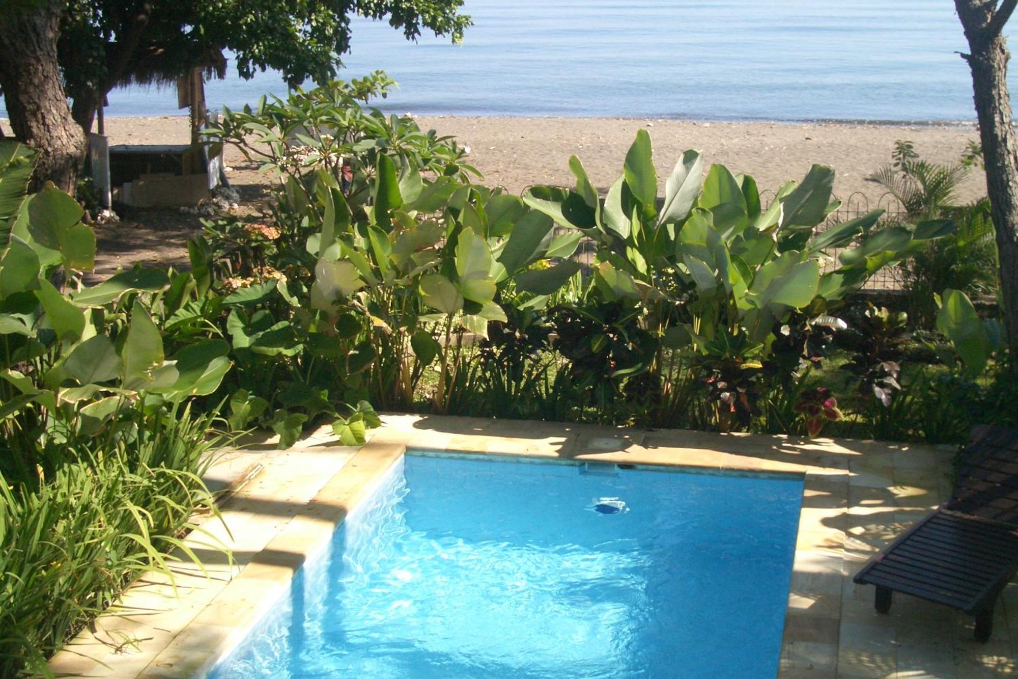 Lovina Beachhouse Villas Extérieur photo