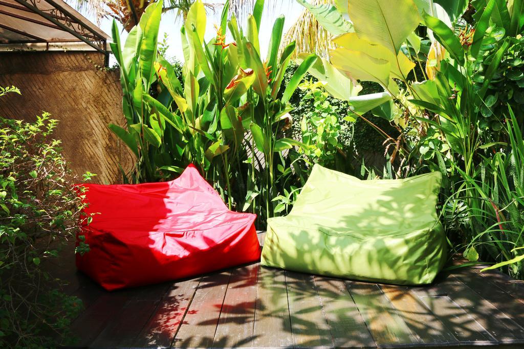 Lovina Beachhouse Villas Extérieur photo