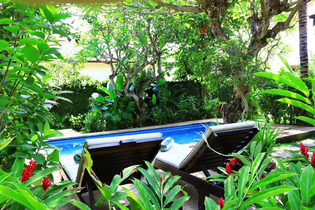 Lovina Beachhouse Villas Extérieur photo