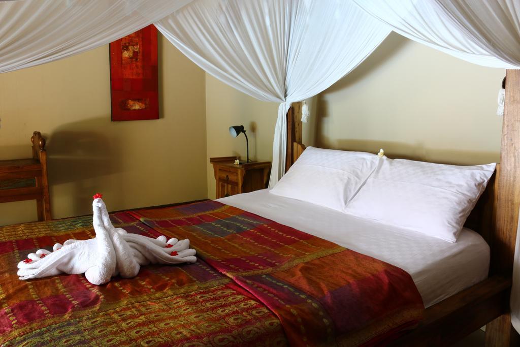 Lovina Beachhouse Villas Extérieur photo