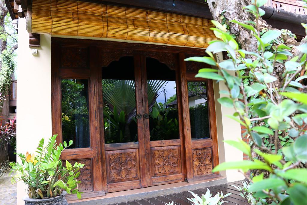 Lovina Beachhouse Villas Extérieur photo