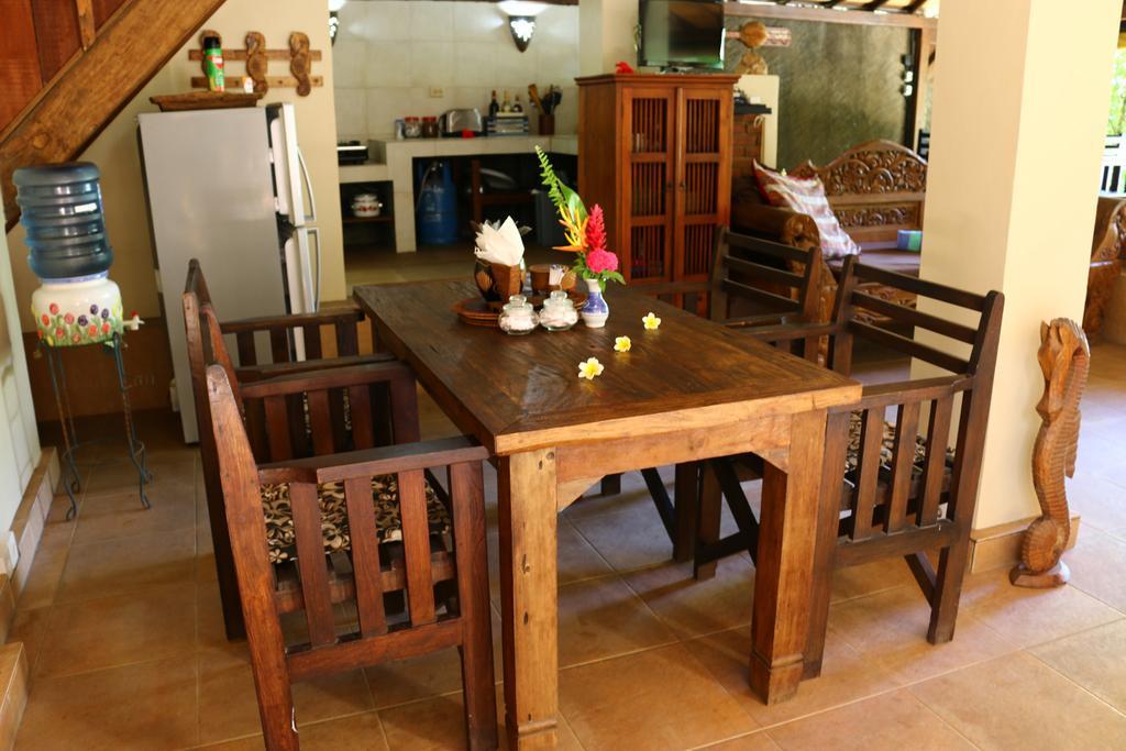 Lovina Beachhouse Villas Extérieur photo